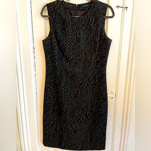 Tahari Snakeskin sleeveless cocktail dress size 10